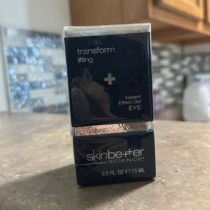 Sealed Skinbetter Science Instant effect gel eye